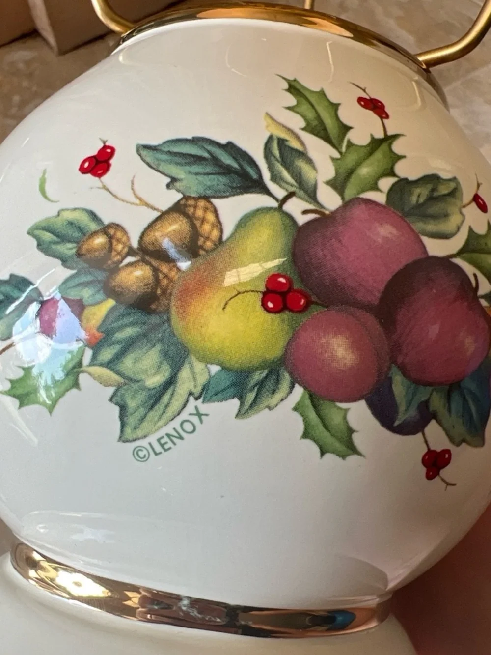 Lenox ceramic holiday candle lamp